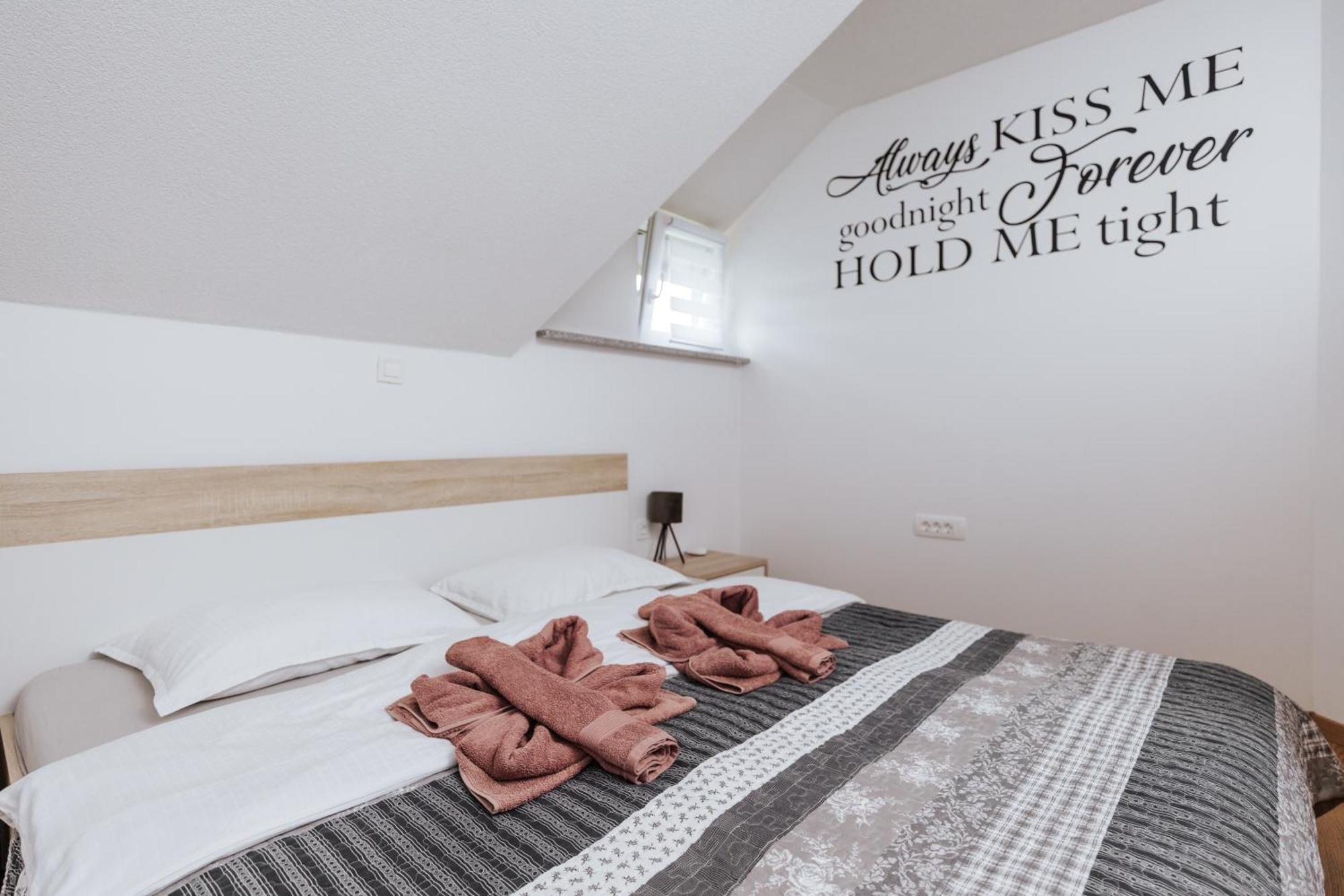 Tanja S Holiday Home In Nature With Sauna And Hot Tub Gorica pri Slivnici Екстер'єр фото